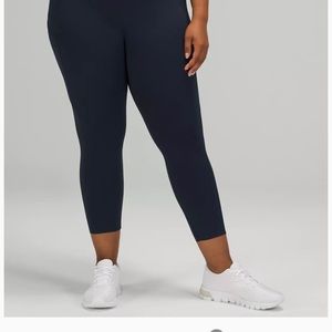 Size 14 Lululemon Fast and Free Crop in black